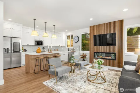 $994,900 | 4326 Southwest Mills Street, Seattle, WA 98136