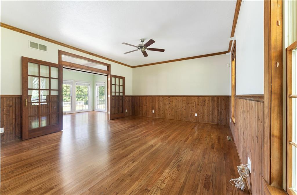 98 Red Fox Road Washington, PA 15301 - Photo 4 of 24