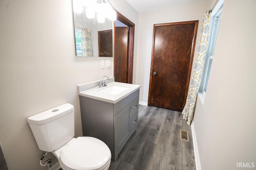 3896 East Dora Road Bloomington, IN 47408 - Photo 19 of 36 Gallery Image 19