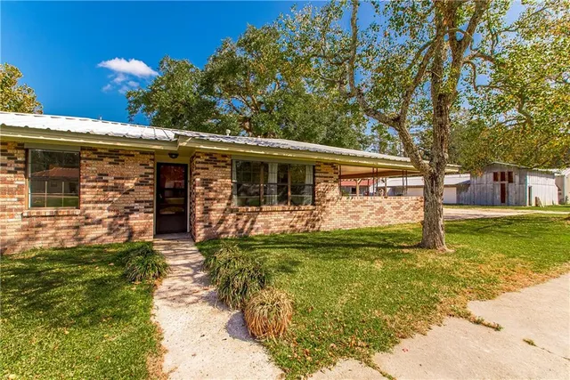 $255,000 | 25519 Highway 43, Springfield, LA 70462