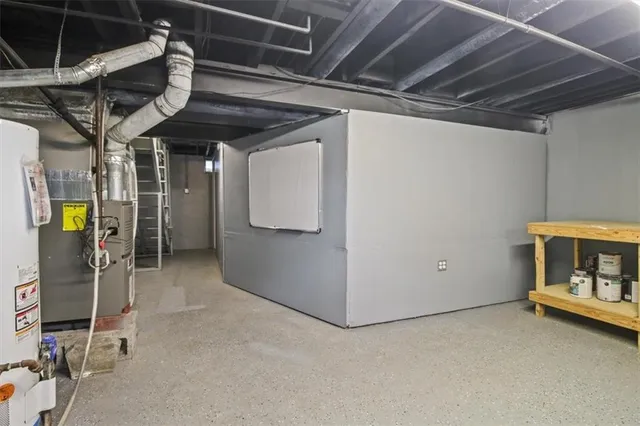 $155,000 | 410 Corral Drive, Belton, MO 64012