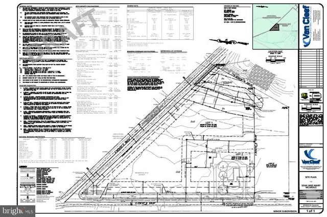 a black and white photo of a picture