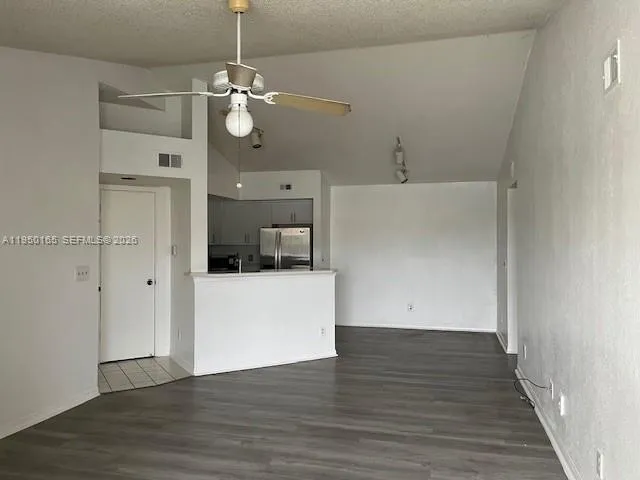 $2,300 | 12430 Vista Isles Drive, Unit 1322, Sunrise, FL 33325