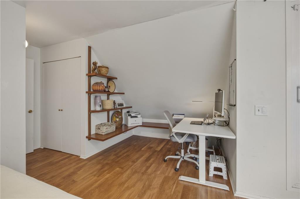 5535 Forbes Avenue, Unit E Pittsburgh, PA 15217 - Photo 32 of 50 a view of a workspace with furniture