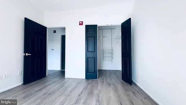 $387,990 | 1600 Spring Gate Dr., Unit 2206, McLean, VA 22102