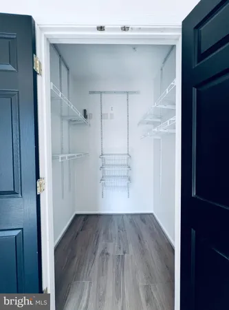 $387,990 | 1600 Spring Gate Dr., Unit 2206, McLean, VA 22102