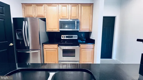 $387,990 | 1600 Spring Gate Dr., Unit 2206, McLean, VA 22102