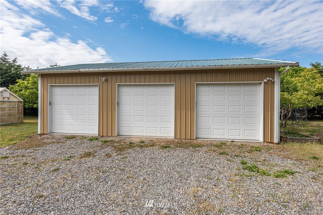 139 Buckhorn Road Sequim, WA 98382 - Photo 8 of 29 front view of house