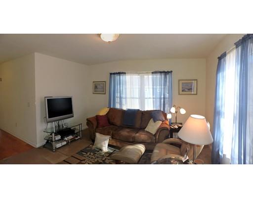 28 Colonial Road Webster, MA 01570 - Photo 17 of 30 Gallery Image 17