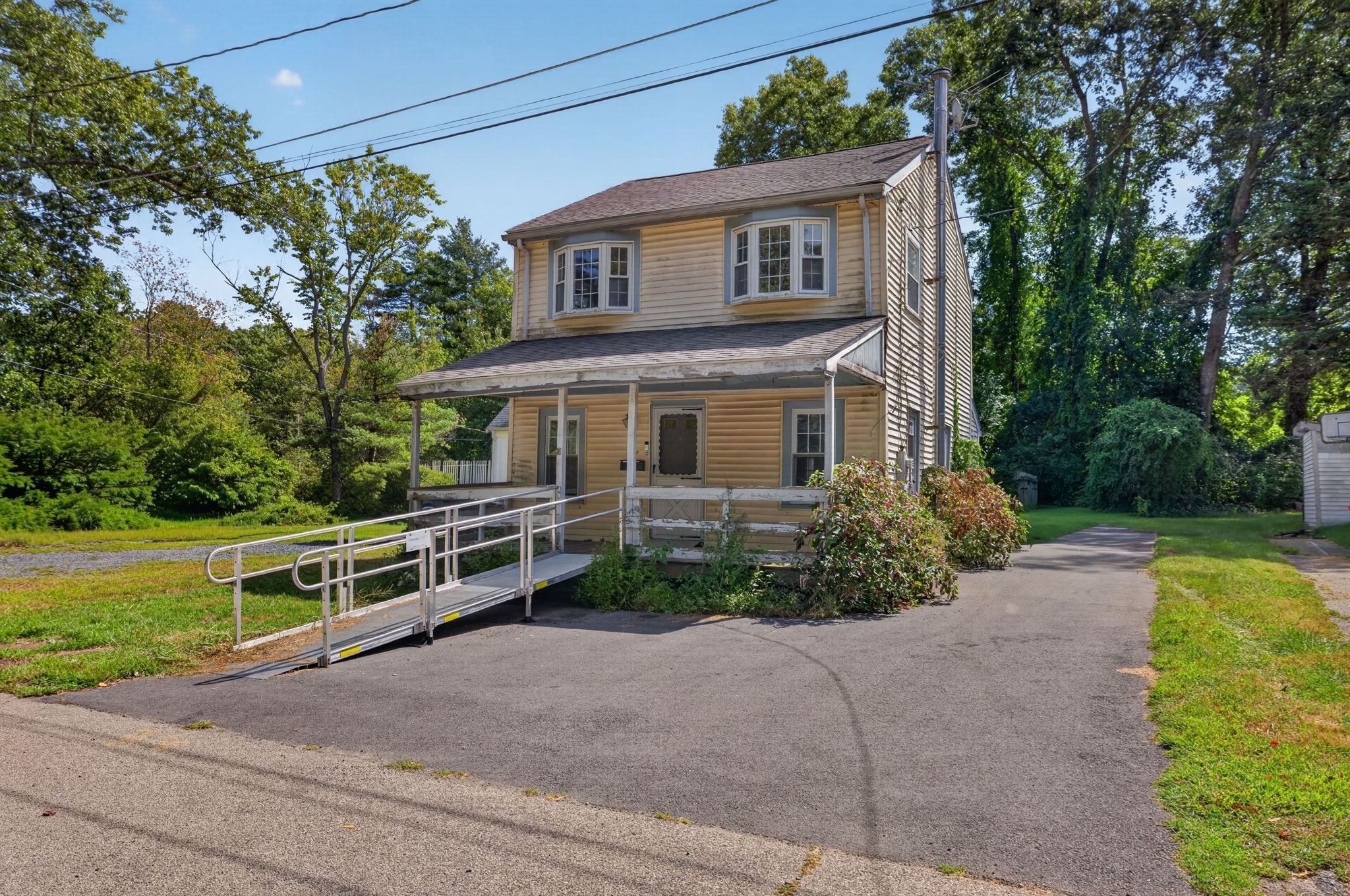 17 Cedar Road Norfolk, MA 02056 - Photo 2 of 32 Gallery Image 2