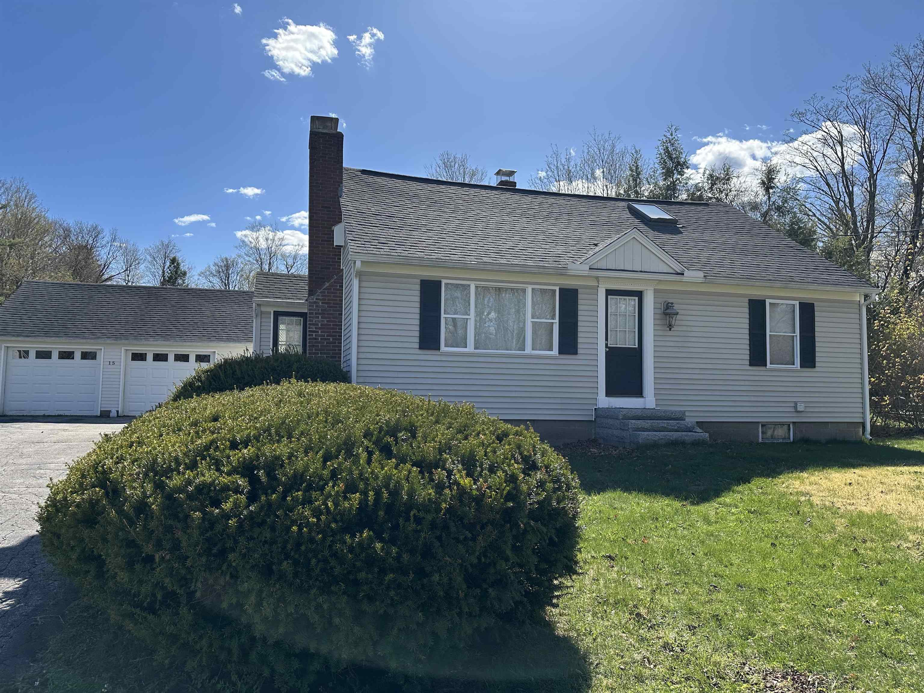 15 Goen Road New Ipswich, NH 03071 - Photo 2 of 30