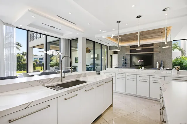 $15,950,000 | 7202 Ayrshire Lane, Boca Raton, FL 33496