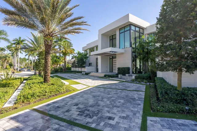 $15,950,000 | 7202 Ayrshire Lane, Boca Raton, FL 33496