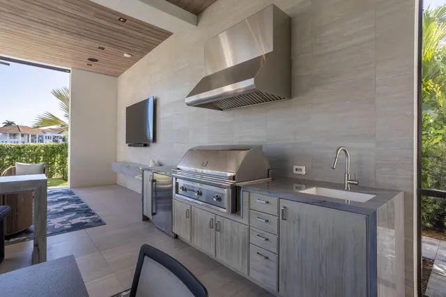 $15,950,000 | 7202 Ayrshire Lane, Boca Raton, FL 33496