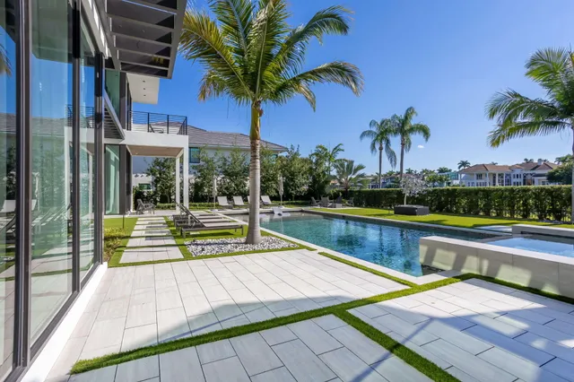 $15,950,000 | 7202 Ayrshire Lane, Boca Raton, FL 33496