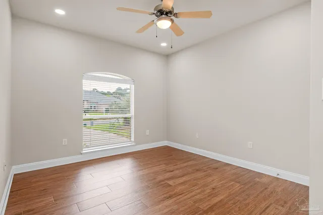 $3,200 | 2523 Pine Forest Road, Cantonment, FL 32533