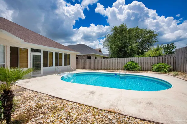 $3,200 | 2523 Pine Forest Road, Cantonment, FL 32533