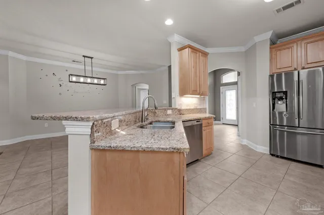 $3,200 | 2523 Pine Forest Road, Cantonment, FL 32533