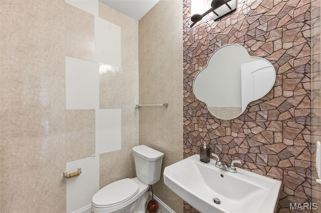 8032 Cotswald Trail Cottleville, MO 63304 - Photo 13 of 74