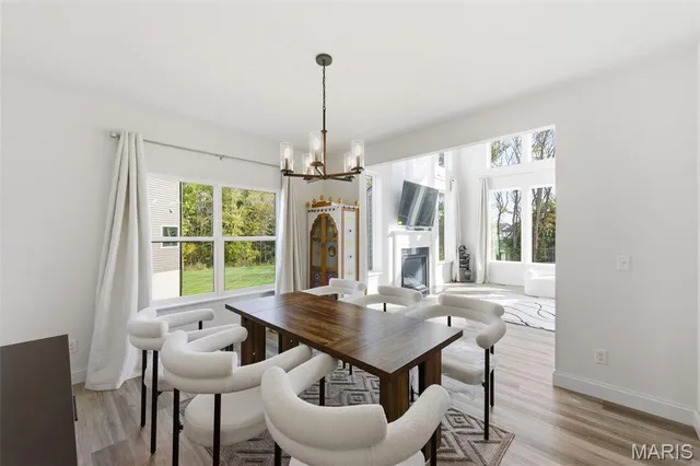 $864,000 | 8032 Cotswald Trail, Cottleville, MO 63304