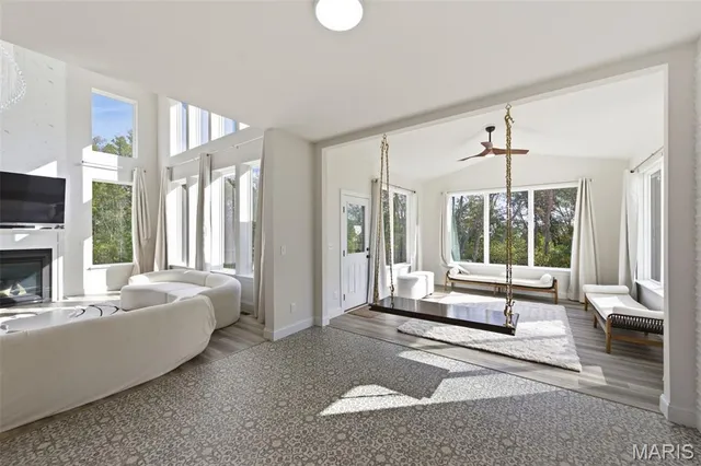 $864,000 | 8032 Cotswald Trail, Cottleville, MO 63304