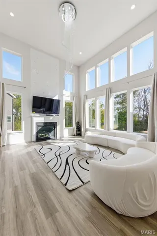 $864,000 | 8032 Cotswald Trail, Cottleville, MO 63304