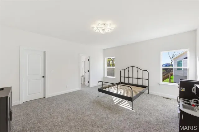 $864,000 | 8032 Cotswald Trail, Cottleville, MO 63304