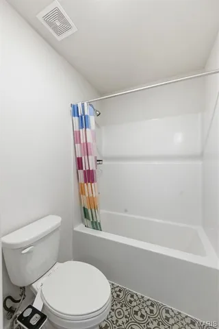 $864,000 | 8032 Cotswald Trail, Cottleville, MO 63304