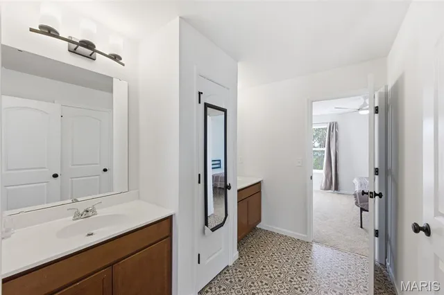 $864,000 | 8032 Cotswald Trail, Cottleville, MO 63304