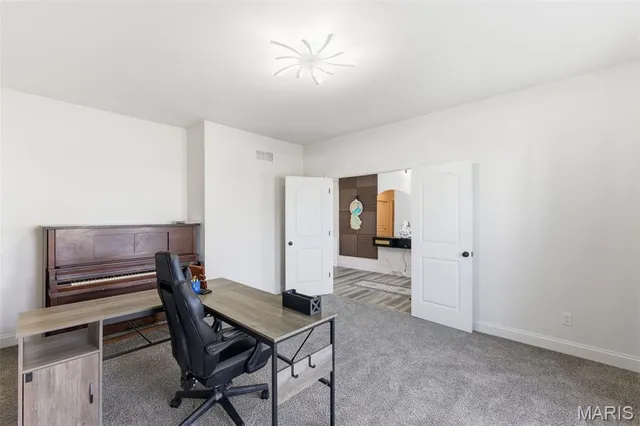 $864,000 | 8032 Cotswald Trail, Cottleville, MO 63304