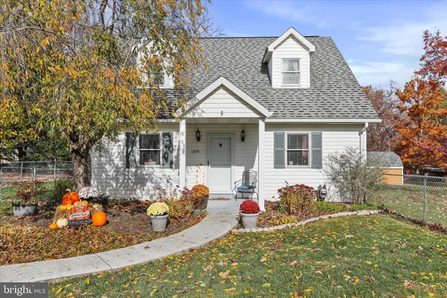 $216,000 | 13719 Brant Road Southwest, Cresaptown, MD 21502