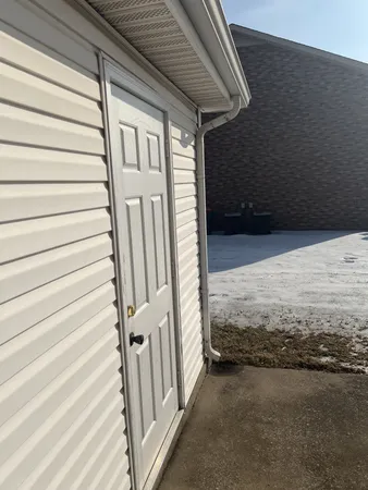 $1,100 | 551 Syracuse Drive, Unit B, Clarksville, TN 37042