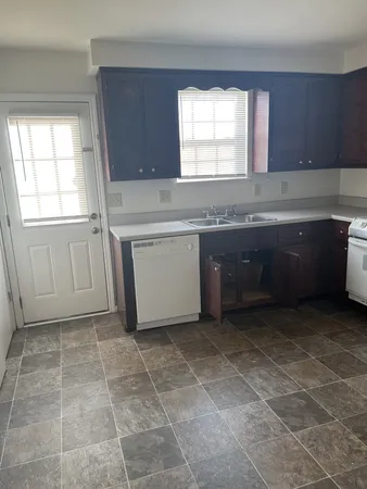 $1,100 | 551 Syracuse Drive, Unit B, Clarksville, TN 37042