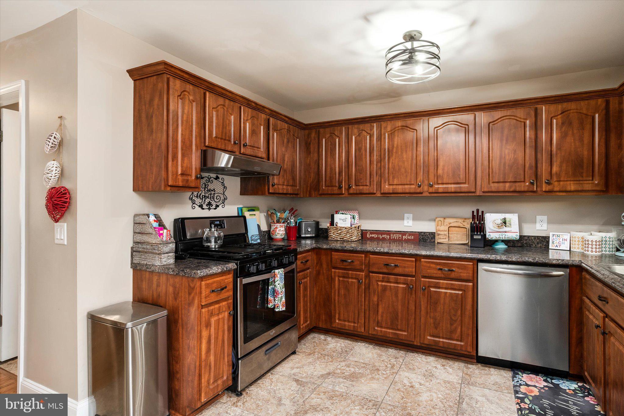 5 Coventry Square Ewing, NJ 08628 - Photo 12 of 30