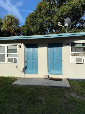 $1,195 | 1913 Delaware Avenue, Unit A, Fort Pierce, FL 34950