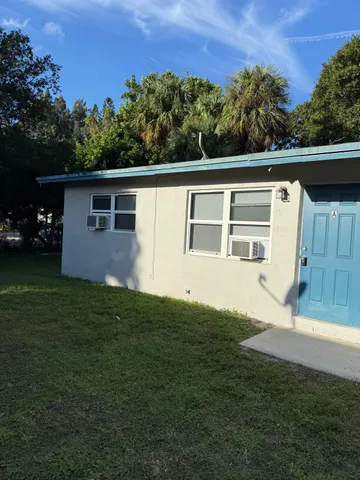 $1,195 | 1913 Delaware Avenue, Unit A, Fort Pierce, FL 34950