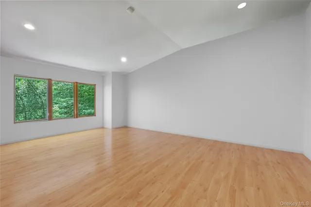 $3,690,000 | 37 Sarles Street, Armonk, NY 10504