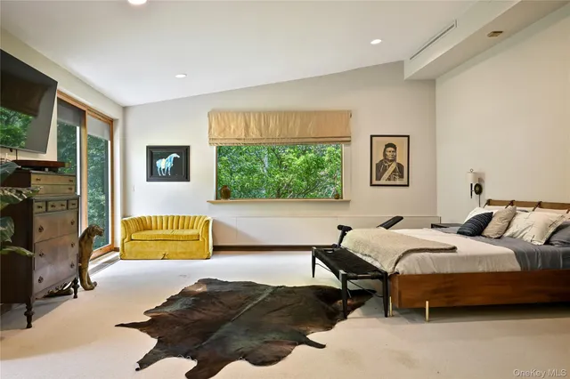 $3,690,000 | 37 Sarles Street, Armonk, NY 10504