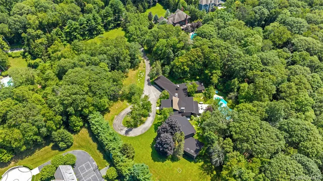 $3,690,000 | 37 Sarles Street, Armonk, NY 10504