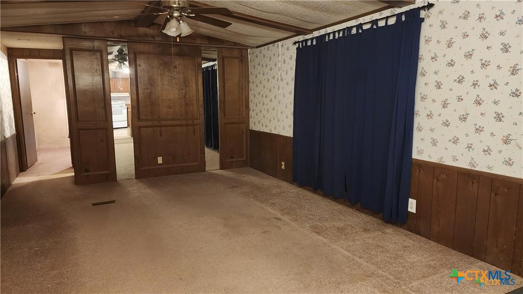 2105 East North Street Victoria, TX 77901 - Photo 11 of 25