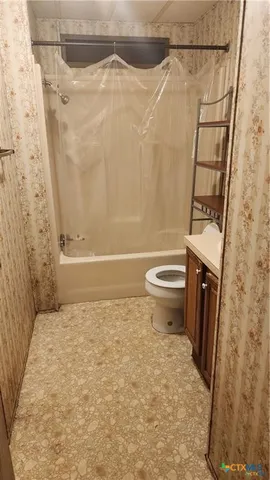 $79,000 | 2105 East North Street, Victoria, TX 77901