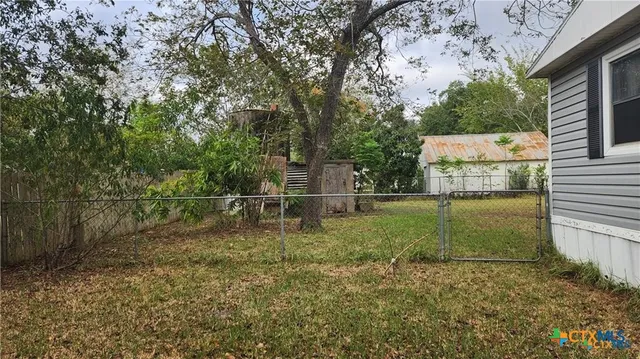 $79,000 | 2105 East North Street, Victoria, TX 77901