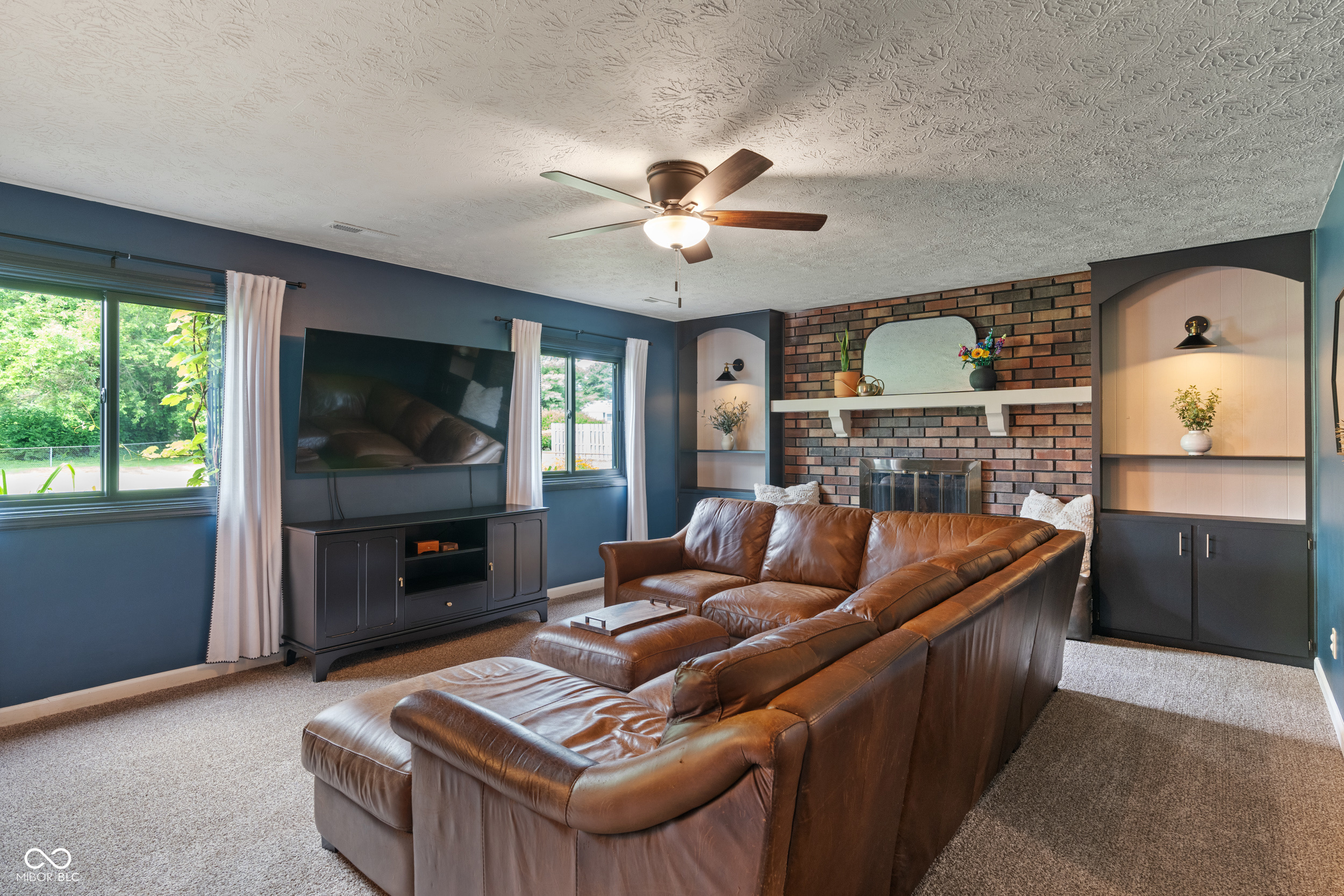 4155 Rolling Trails Road Greenwood, IN 46142 - Photo 12 of 42 Gallery Image 12