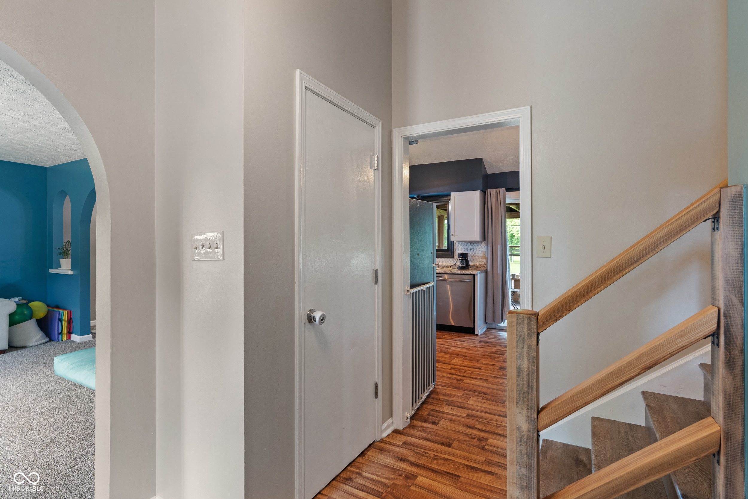 4155 Rolling Trails Road Greenwood, IN 46142 - Photo 4 of 42 Gallery Image 4