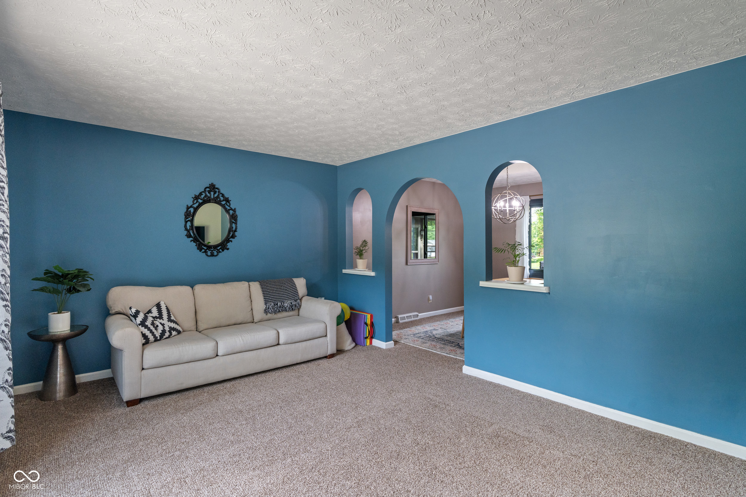 4155 Rolling Trails Road Greenwood, IN 46142 - Photo 6 of 42 Gallery Image 6