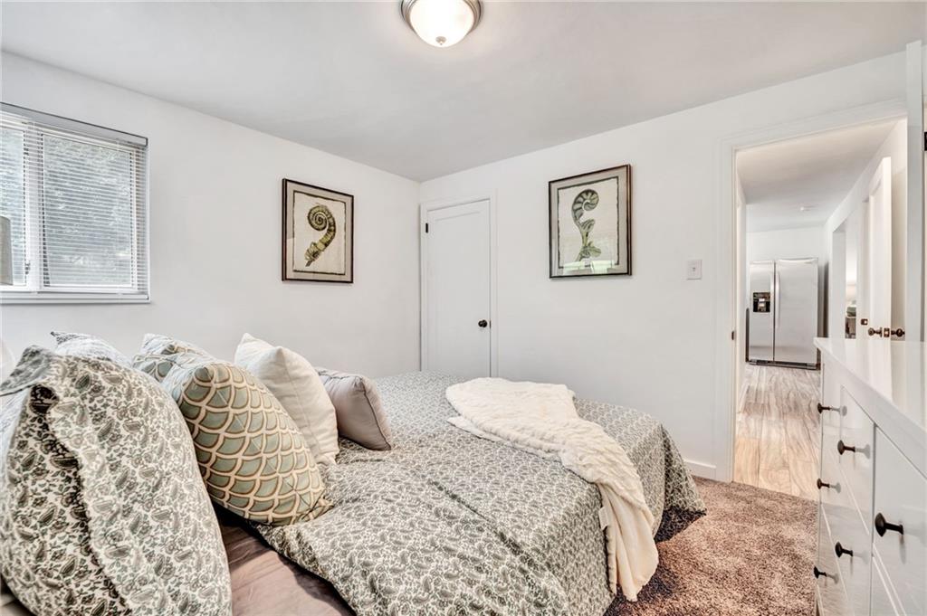 9814 Glendale Road Pittsburgh, PA 15235 - Photo 12 of 25 Gallery Image 12