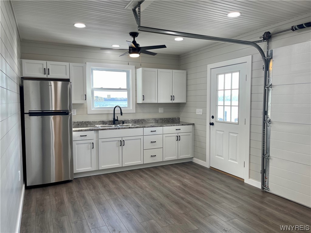 233 Dockside Drive Youngstown, NY 14174 - Photo 21 of 27 Boat House Kitchen