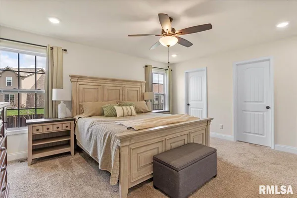 $399,900 | 801 Kellan Drive, Chatham, IL 62629