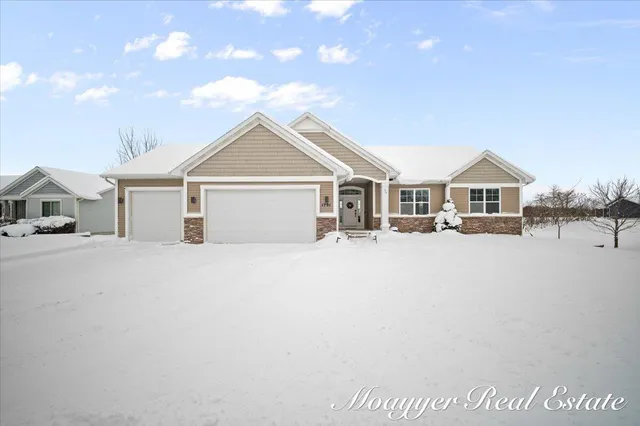 $685,000 | 1791 68th Street Southwest, Byron Center, MI 49315