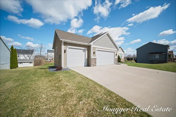$645,000 | 1791 68th Street Southwest, Byron Center, MI 49315